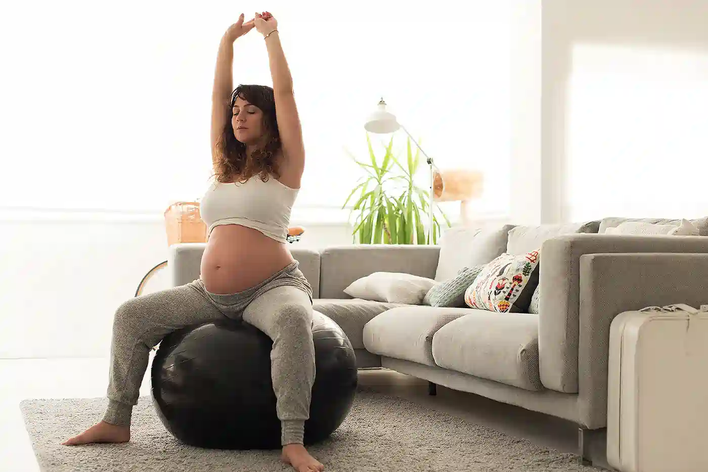 How to Support Your Core Safely During Pregnancy Henley-In-Arden